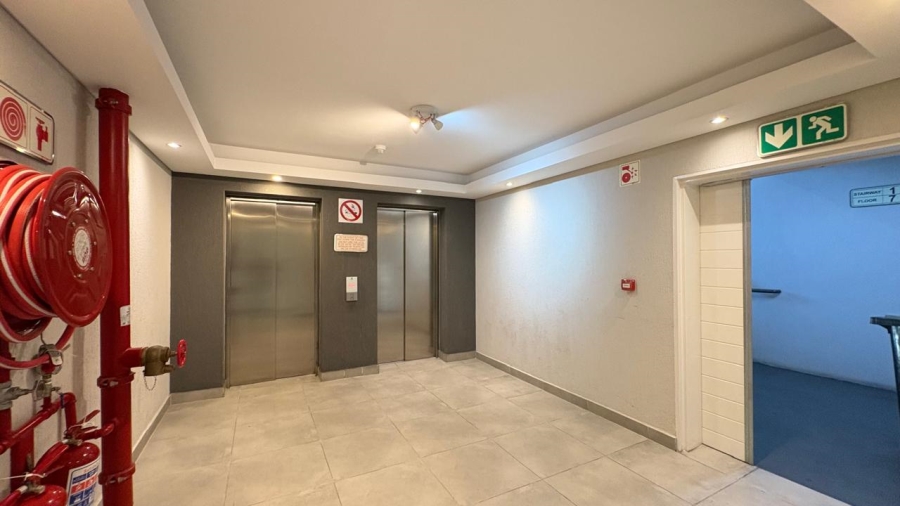 2 Bedroom Property for Sale in Observatory Western Cape